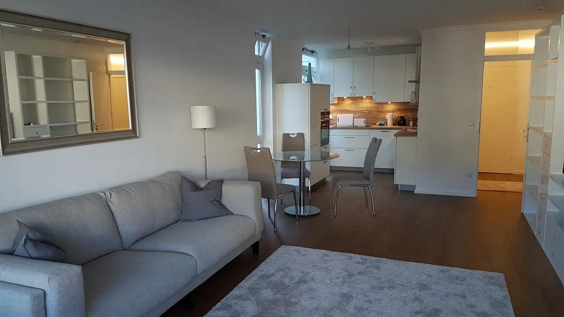 Viel Platz zum Entfalten: Gemütliches 2-Zimmer-Zuhause in Bogenhausen-Denning – München(Englschalking) – Vorschaubild 4