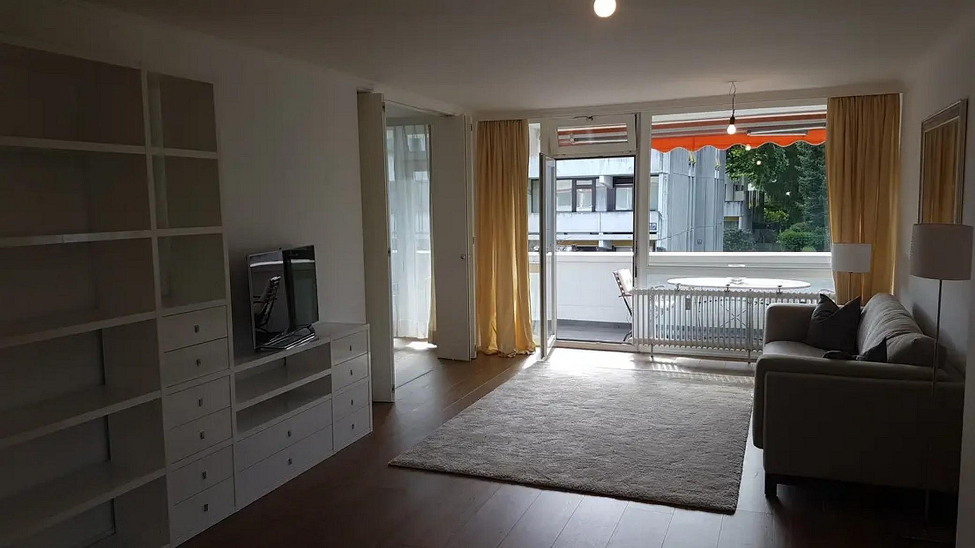 Viel Platz zum Entfalten: Gemütliches 2-Zimmer-Zuhause in Bogenhausen-Denning – München(Englschalking) – Vorschaubild 3