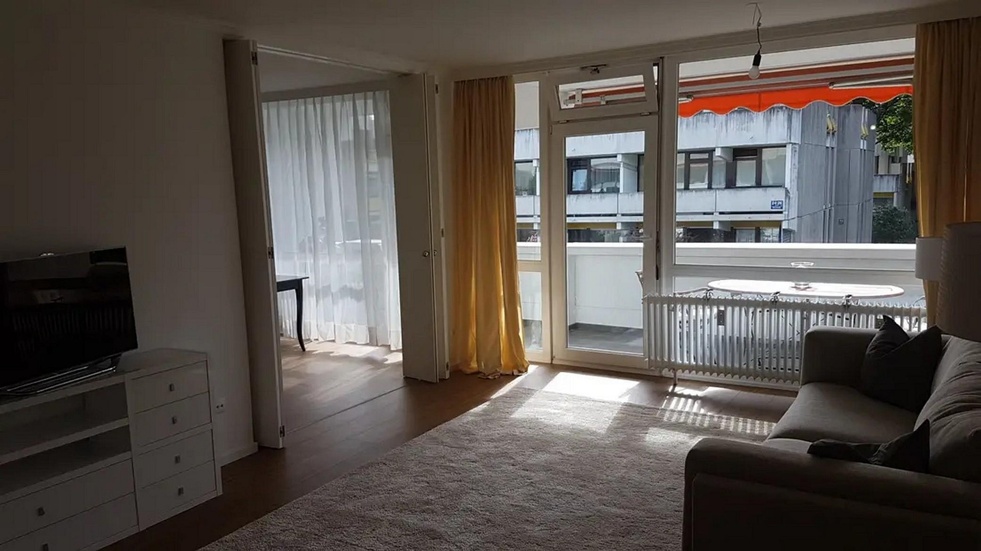 Viel Platz zum Entfalten: Gemütliches 2-Zimmer-Zuhause in Bogenhausen-Denning – München(Englschalking) – Vorschaubild 2