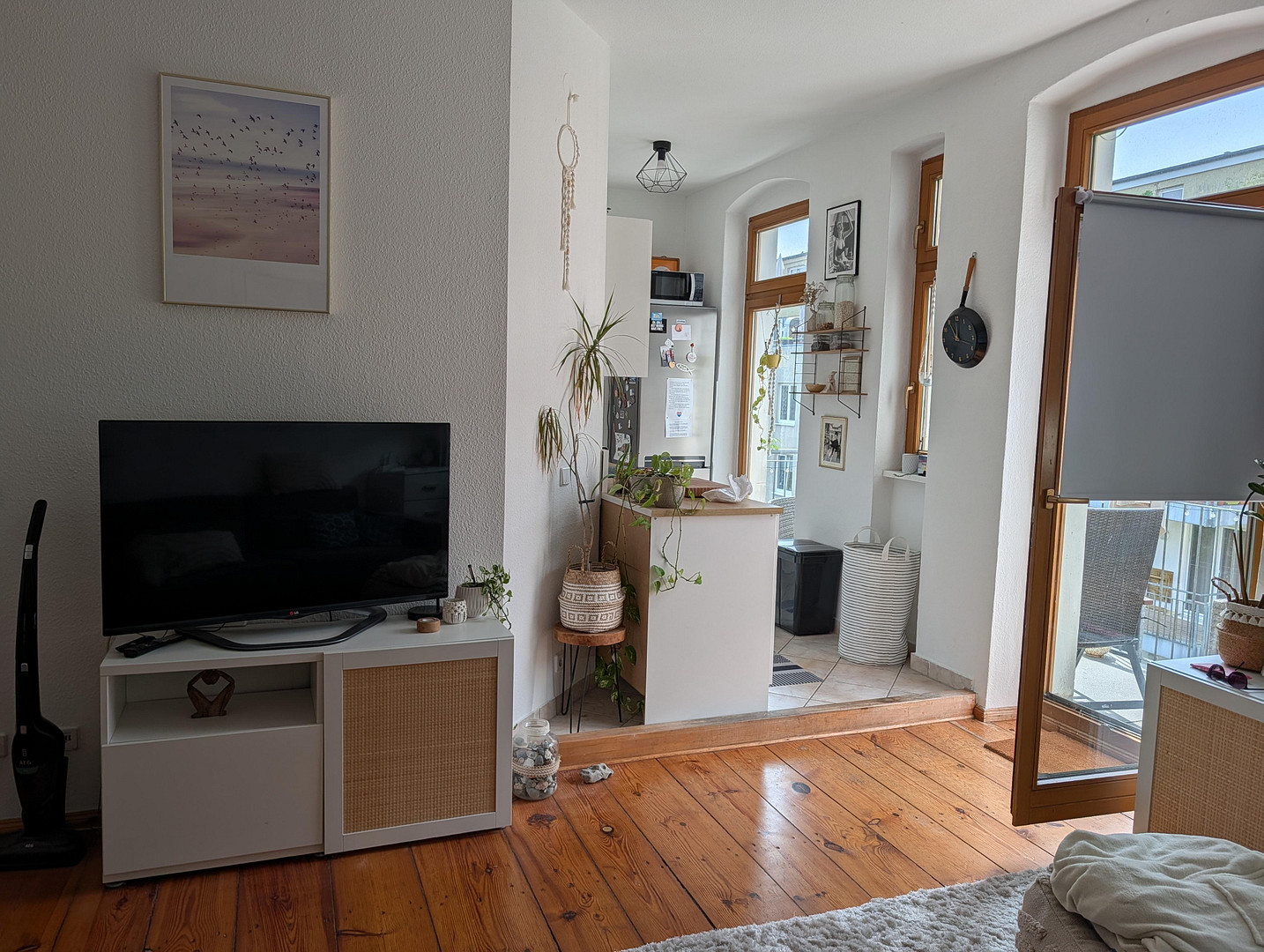 Bezugsfreie 2-Zimmer Altbauwohnung mit Südwest-Balkon im Florakiez – Schulstr. 28, 13187 Berlin(Pankow) – Vorschaubild 2