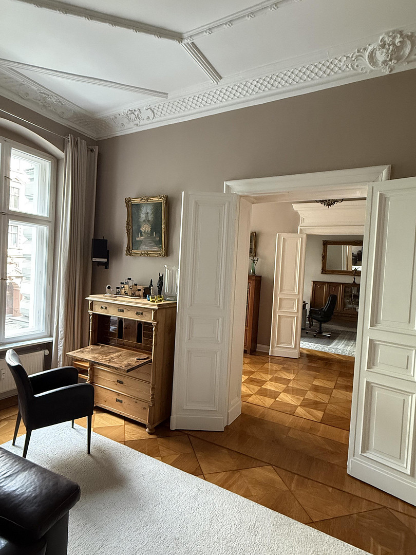 Repräsentative Altbauwohnung in zentraler Lage – Berlin(Kreuzberg) – Vorschaubild 3