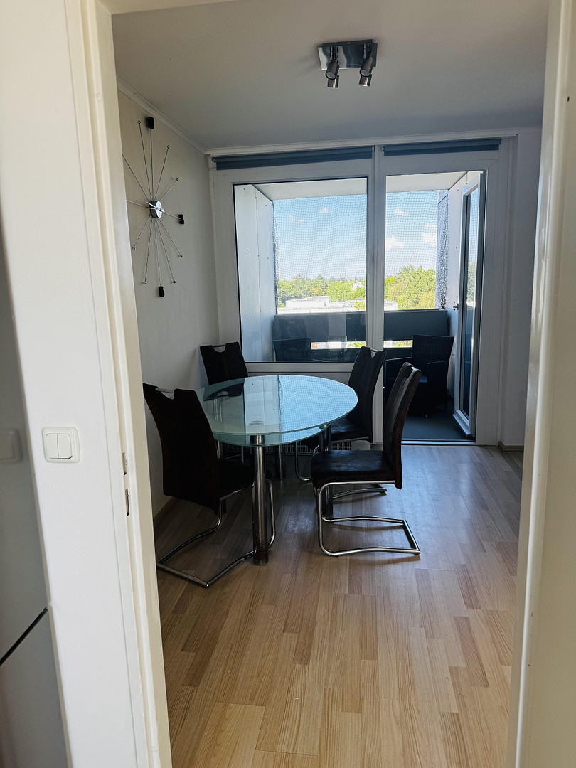 Helle & sofort beziehbare, Kliniknahe, gut gelegene 2,5 Zimmer Wohnung – Gräfelfinger Straße 4, 81375 München(Hadern) – Vorschaubild 3