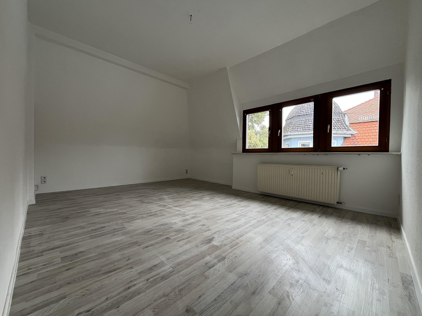 Erstbezug nach Sanierung - Großzügige 3-Raumwohnung in Zwickau-Nord im DG – Thomas-Mann-Straße 13, 8058 Zwickau – Vorschaubild 14