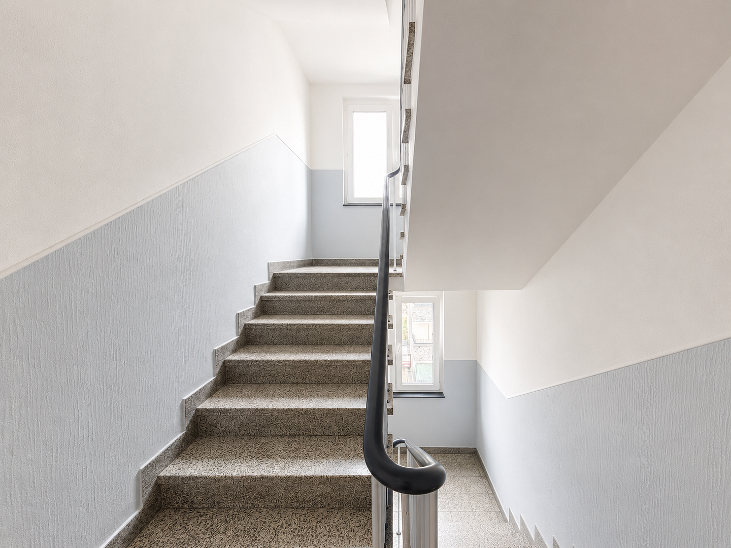 Umfassend modernisierte 2-Zimmer-Wohnung mit Balkon, Aufzug und Kellerraum im Zentrum Düsseldorfs! – Gerresheimer Straße 65, 40211 Düsseldorf(Stadtmitte) – Vorschaubild 24