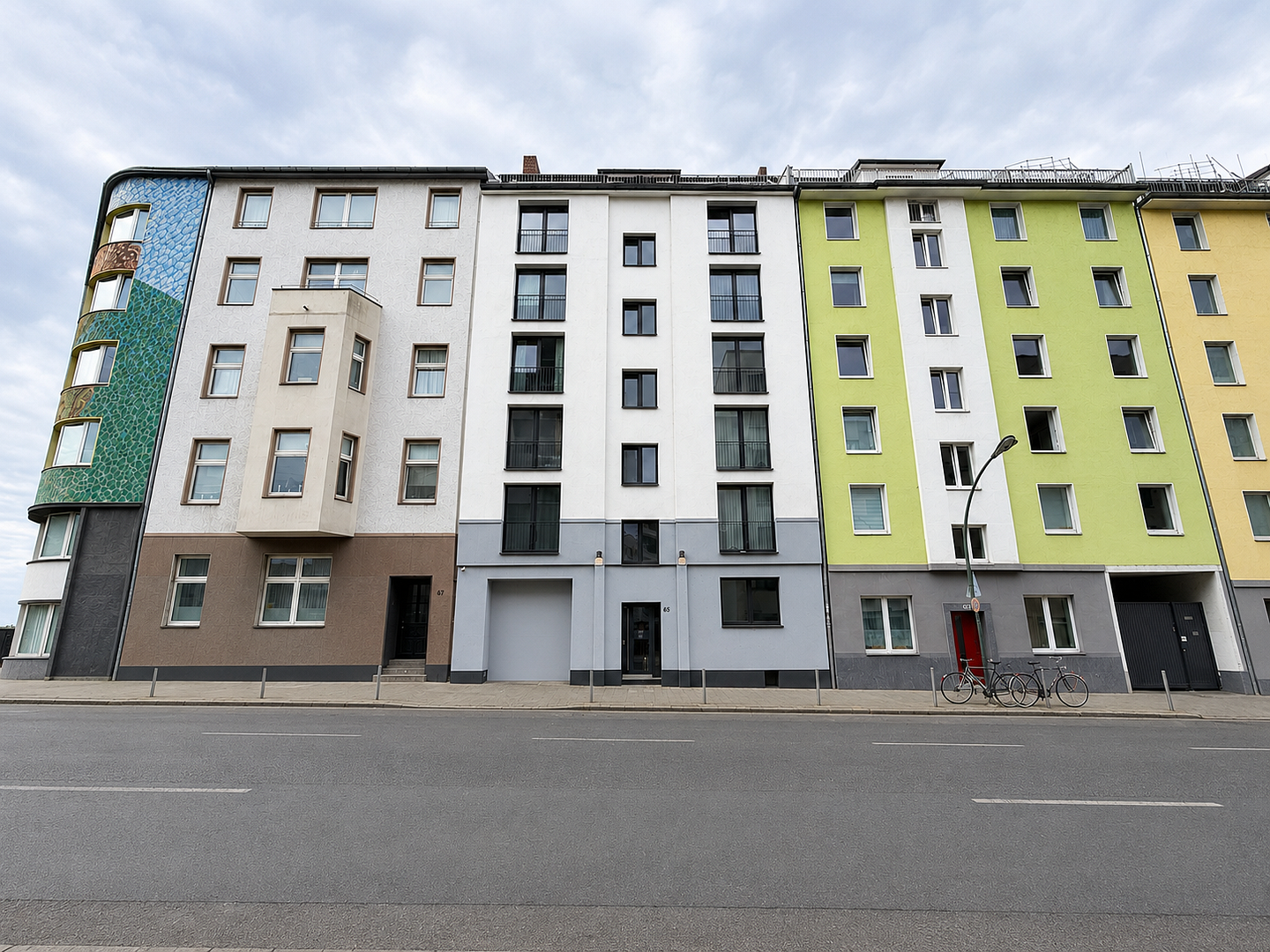 Umfassend modernisierte 2-Zimmer-Wohnung mit Balkon, Aufzug und Kellerraum im Zentrum Düsseldorfs! – Gerresheimer Straße 65, 40211 Düsseldorf(Stadtmitte) – Vorschaubild 29