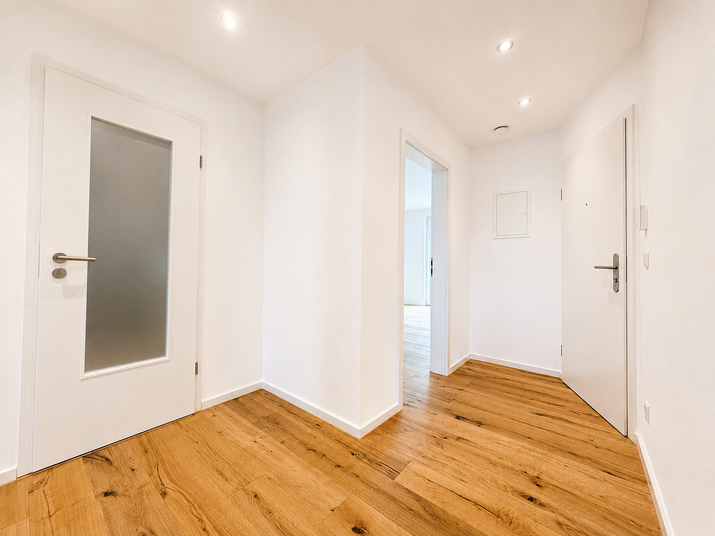 Umfassend modernisierte 2-Zimmer-Wohnung mit Balkon, Aufzug und Kellerraum im Zentrum Düsseldorfs! – Gerresheimer Straße 65, 40211 Düsseldorf(Stadtmitte) – Vorschaubild 18