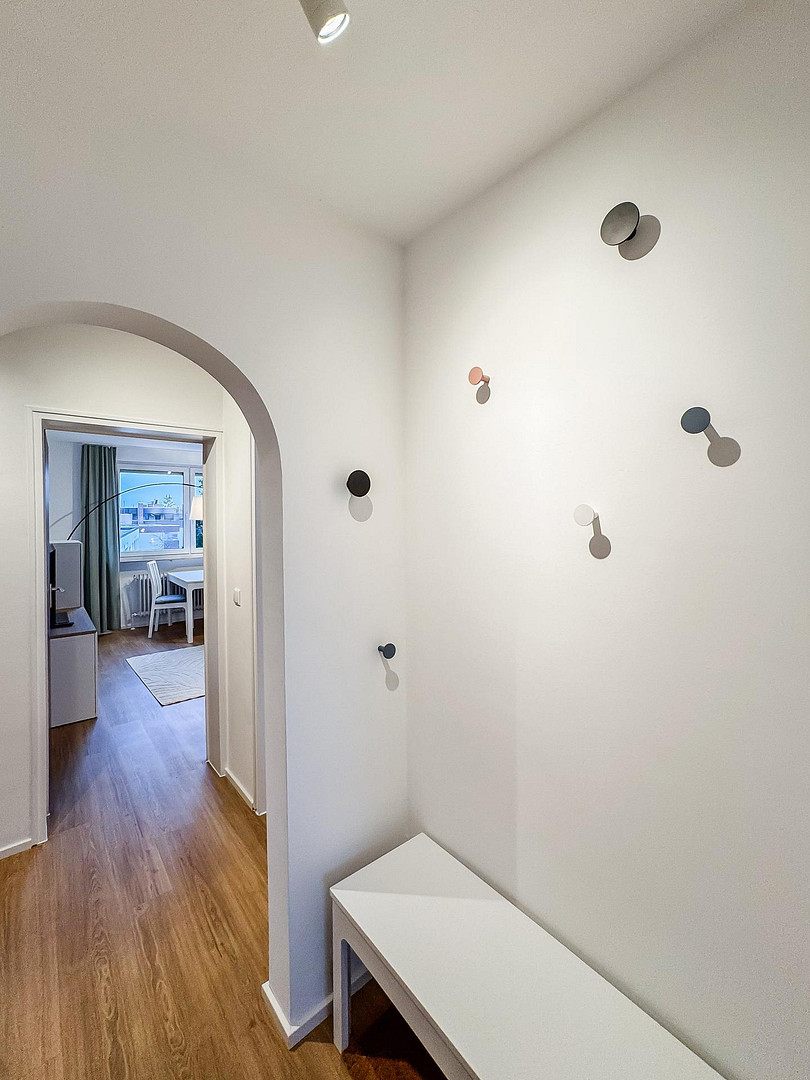 Mit sonnigem Balkon: Möbliertes Zimmer in großzügiger 2er WG – Steinforststr. 38, 91056 Erlangen(Alterlangen) – Vorschaubild 10
