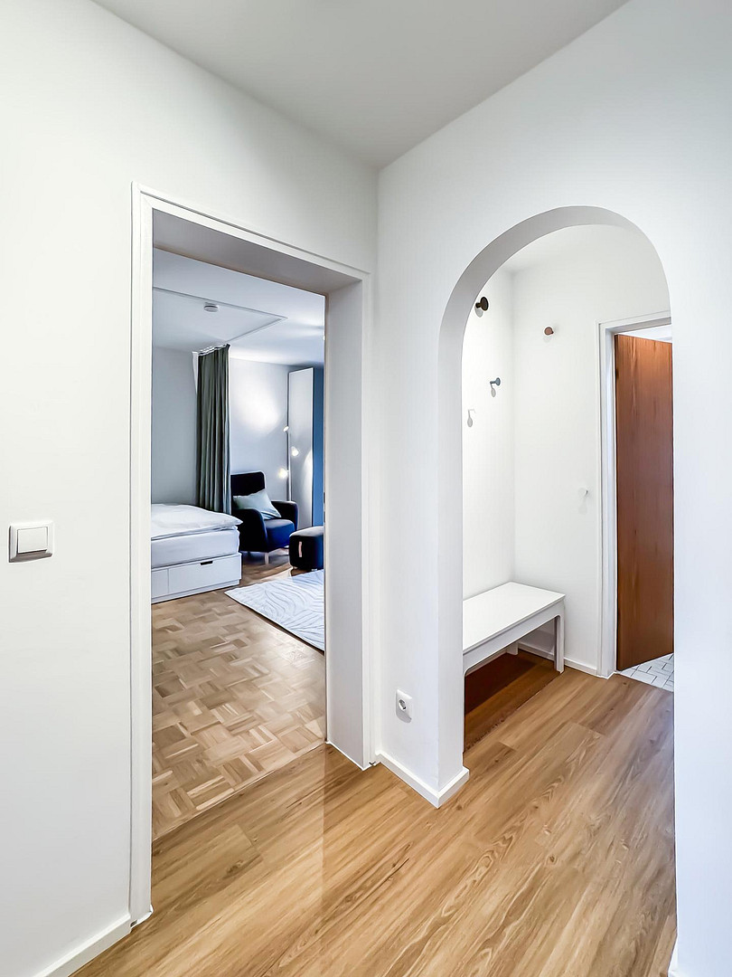 Mit sonnigem Balkon: Möbliertes Zimmer in großzügiger 2er WG – Steinforststr. 38, 91056 Erlangen(Alterlangen) – Vorschaubild 8
