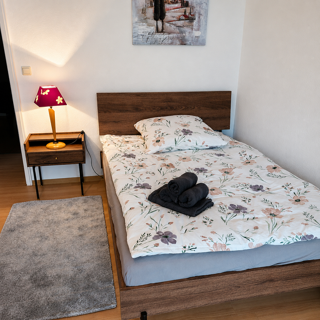 Möbliertes 1 Zimmer Wohnung mit Balkon, Stellplatz und Pauschalmiete – Hannover(Bemerode) – Vorschaubild 3