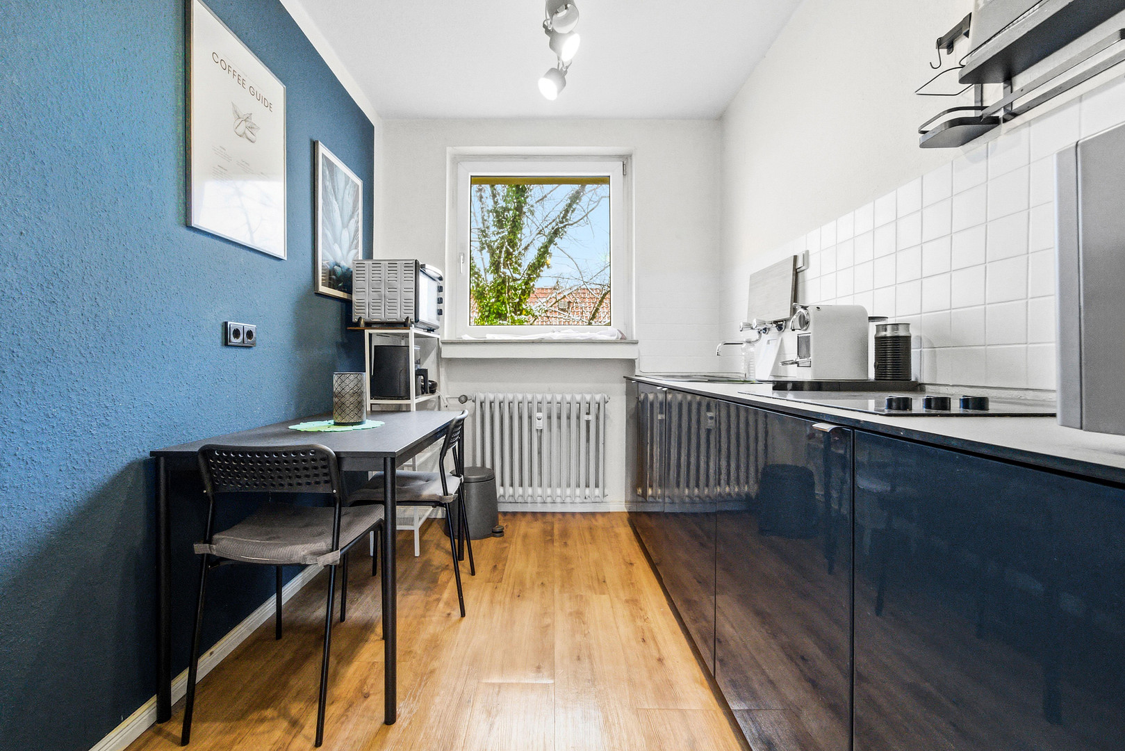 Modern möbliertes 1-Zimmer-Apartment in Essen – Planckstrasse 53, 45147 Essen(Holsterhausen) – Vorschaubild 2