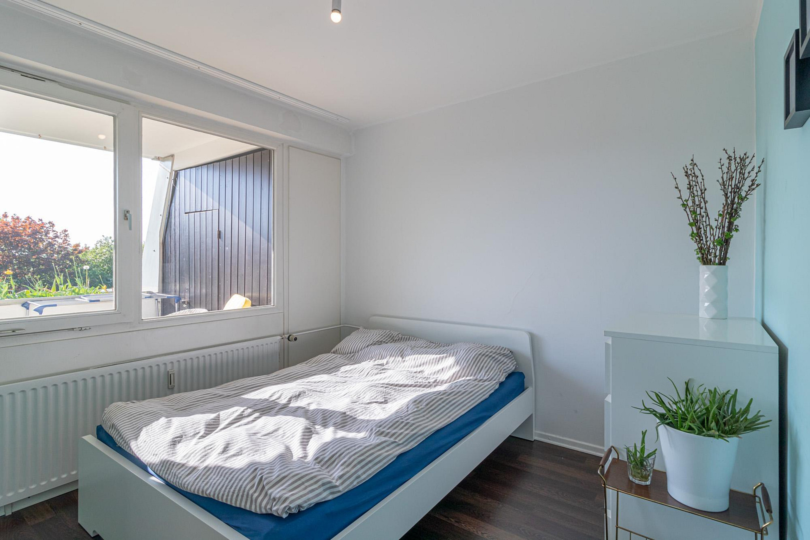 Designer Terrassenwohnung (18 min. Hbf) Natur, Parkplatz (nur befristet 6-12 Monate) 1.700 € inkl NK – Münterweg 14, 22115 Hamburg(Billstedt) – Vorschaubild 9