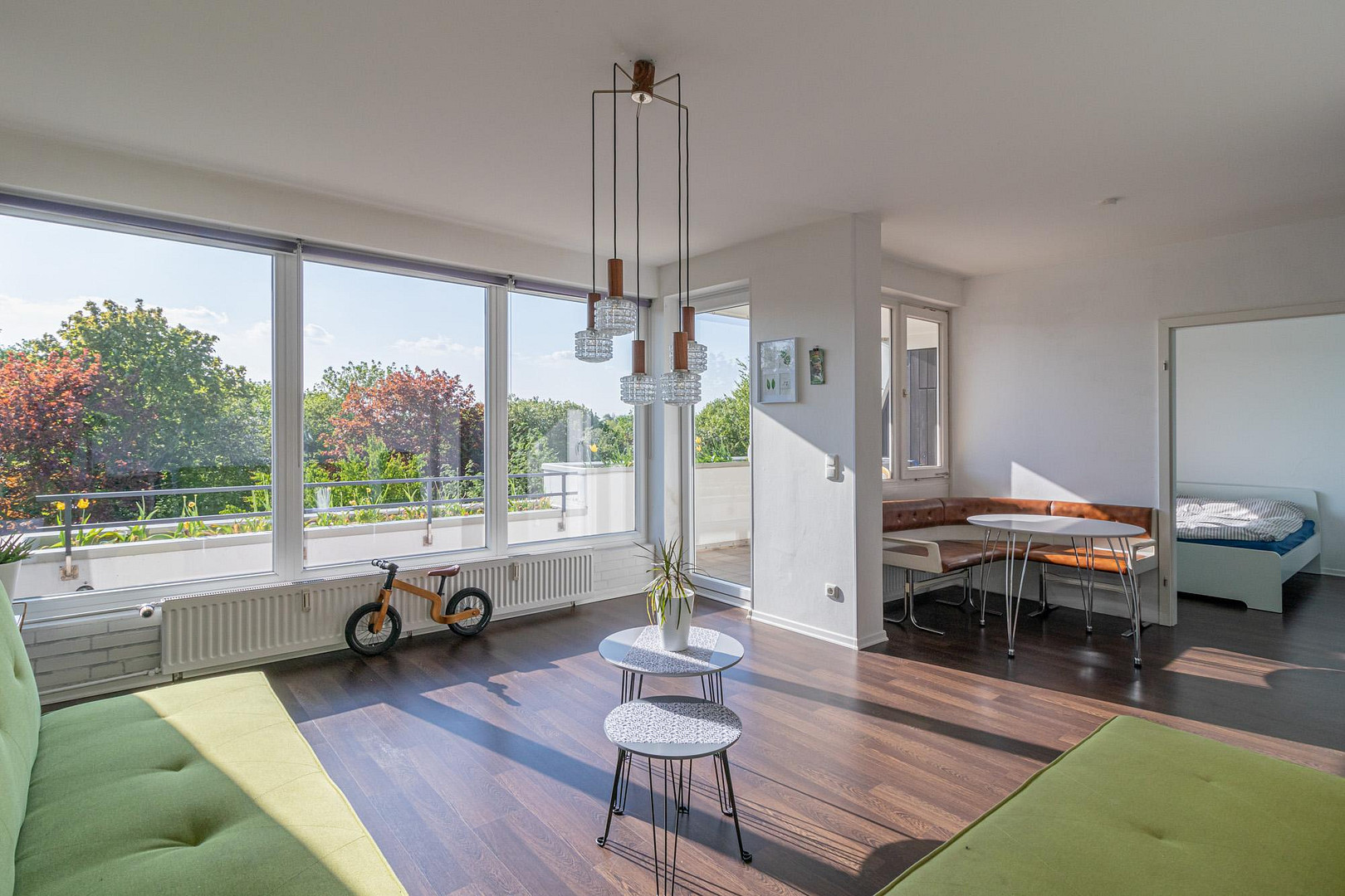 Designer Terrassenwohnung (18 min. Hbf) Natur, Parkplatz (nur befristet 6-12 Monate) 1.700 € inkl NK – Münterweg 14, 22115 Hamburg(Billstedt) – Vorschaubild 7