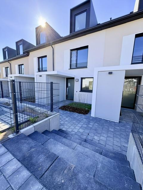 ERSTBEZUG 145qm Familienfreundliche Neubauhaus mit 2 Stellplätzen nähe U2 Röthenbach