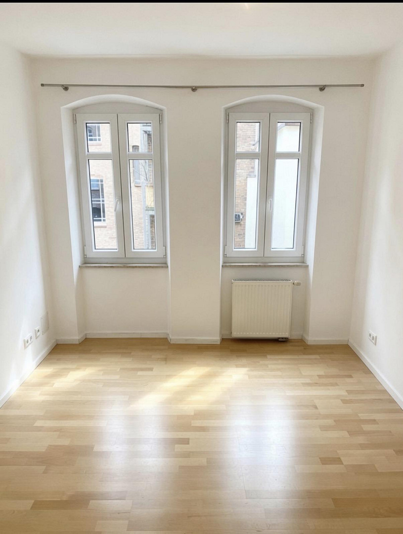 Helle 2-Zi- Wohnung mit Balkon in ruhiger Lage- Reichstr. NBG – Reichstr. 0, 90408 Nürnberg(Gärten hinter der Veste) – Vorschaubild 2
