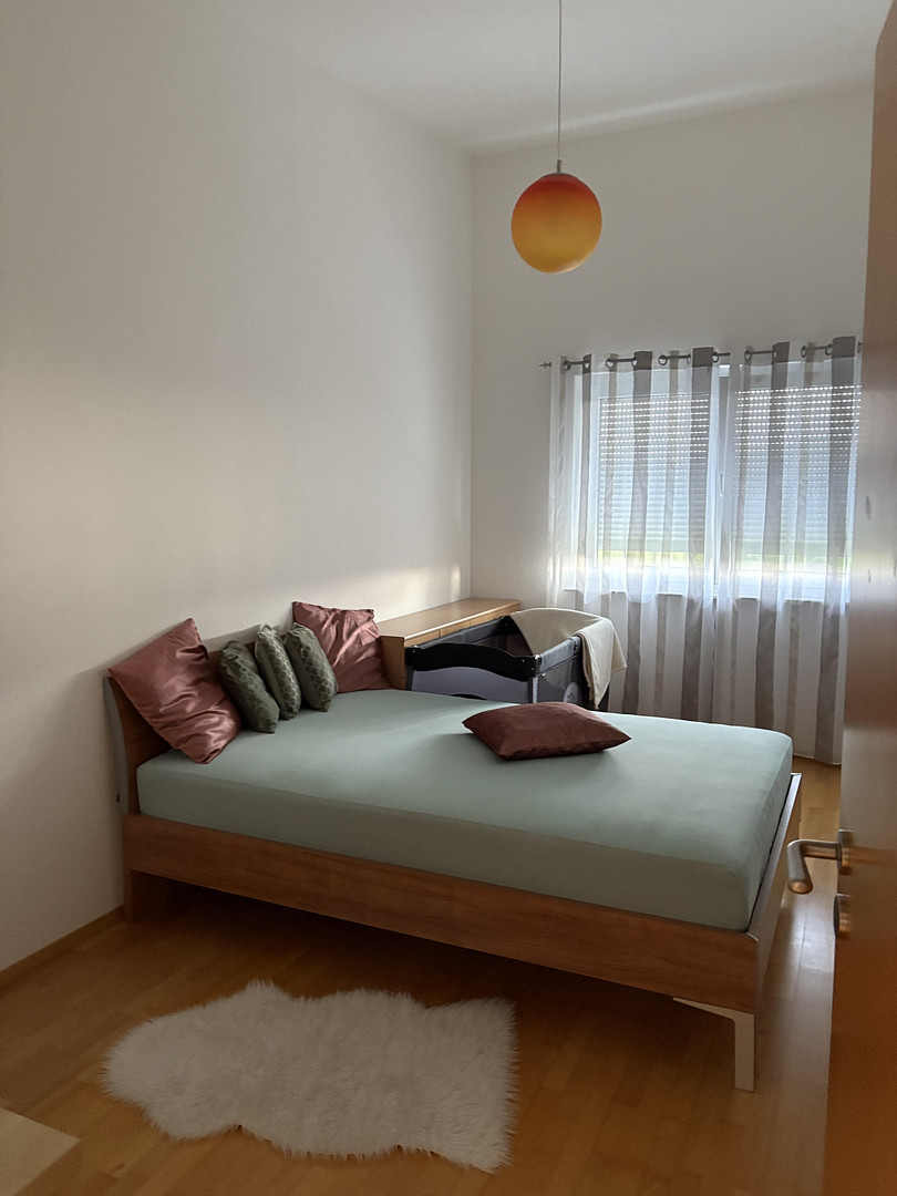 Familienfreundliche Doppelhaushälfte mit Blick ins Grüne, 7 Zimmer, PV-Anlage – 65207 Wiesbaden(Am Rotenberg) – Vorschaubild 7