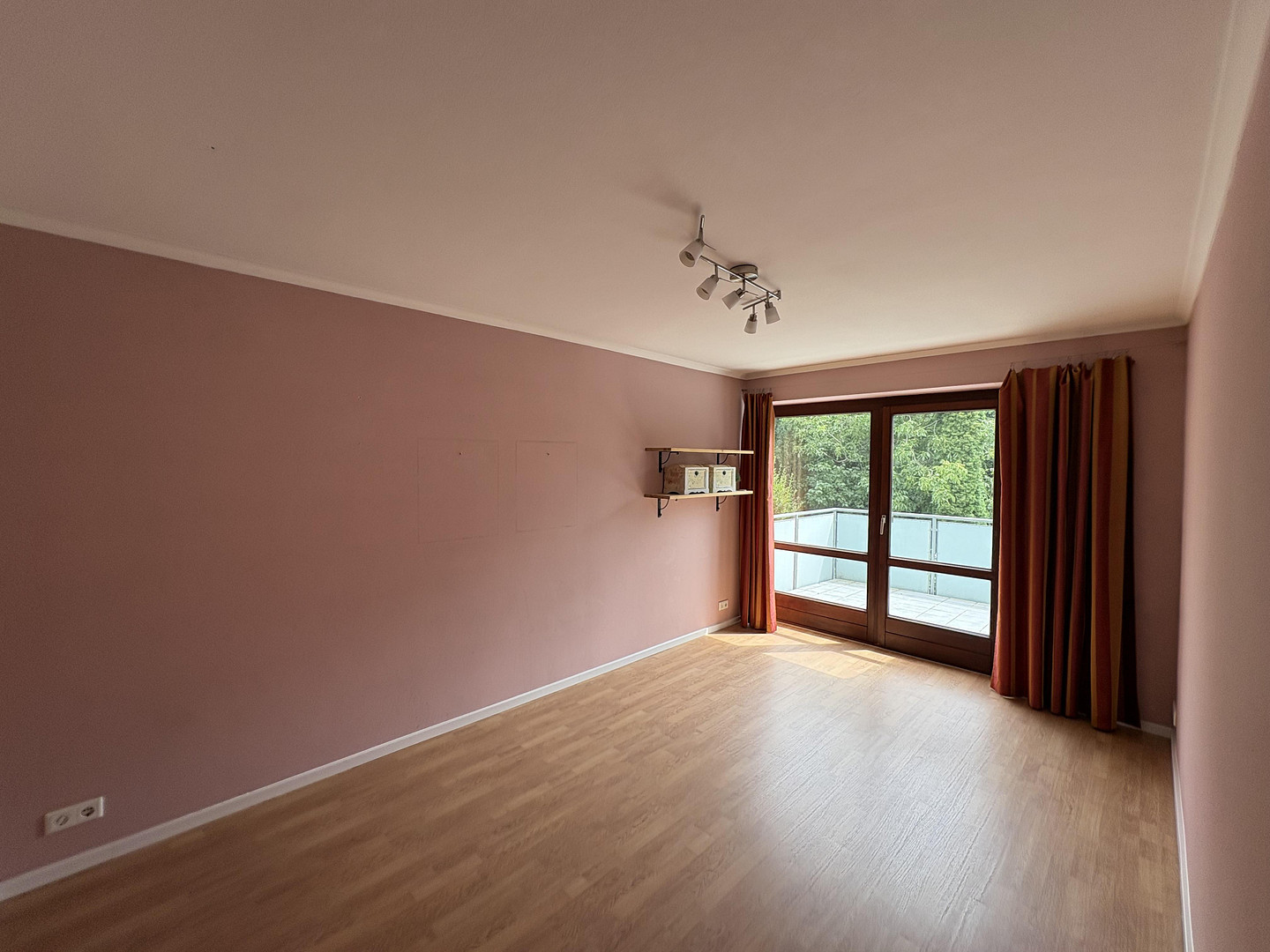 Einfamilienhaus in Regensburg West in Top Lage – Wendlerstr. 9a, 93049 Regensburg(Westenviertel) – Vorschaubild 16