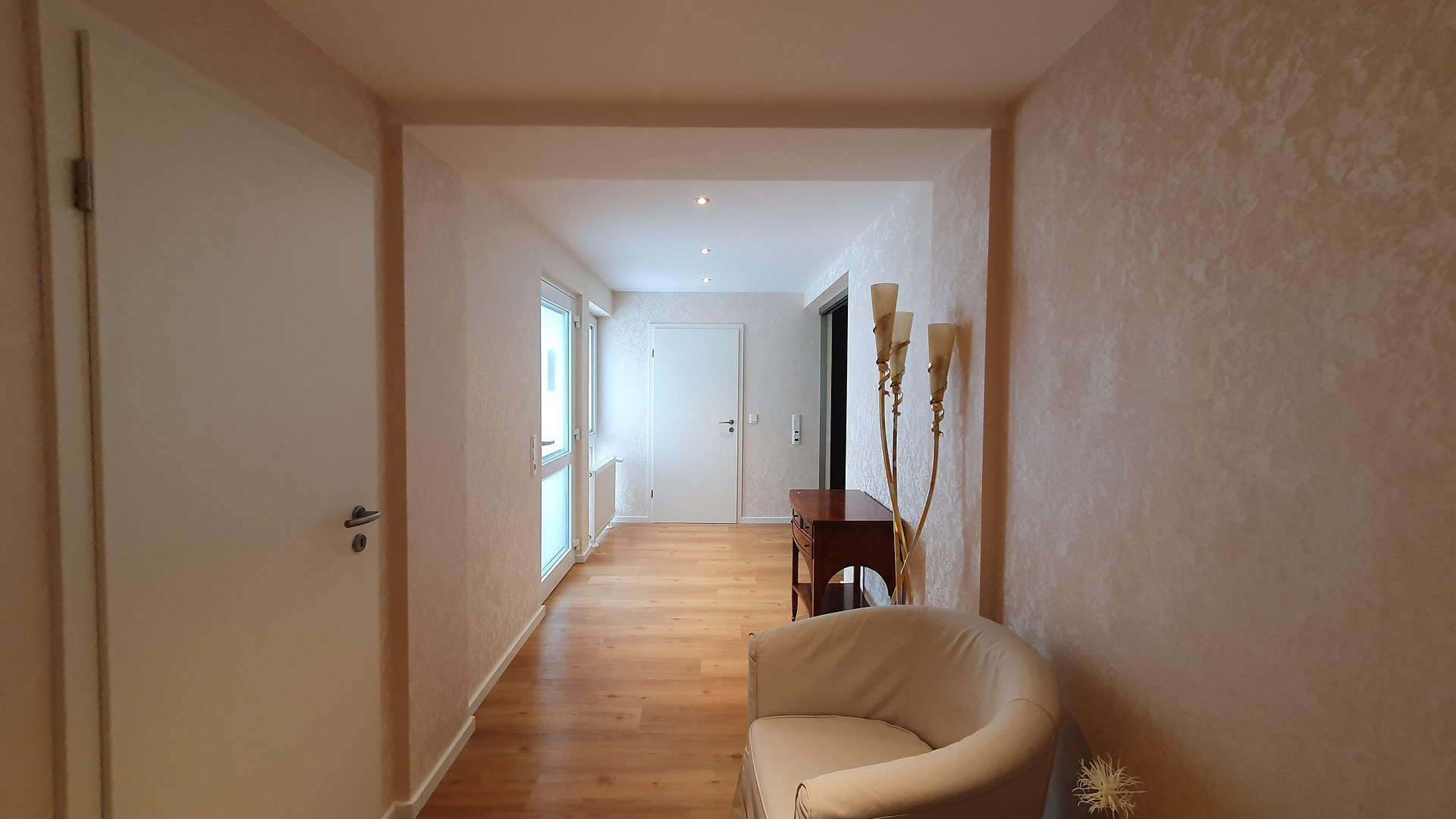 Freistehendes Einfamilienhaus mit Einliegerwohnung, Pool und großem Garten in Remscheid Süd – Remscheid – Vorschaubild 34