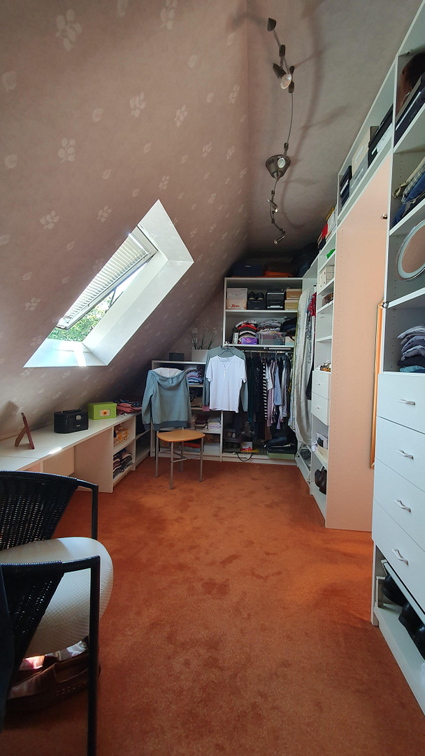 Freistehendes Einfamilienhaus mit Einliegerwohnung, Pool und großem Garten in Remscheid Süd – Remscheid – Vorschaubild 24
