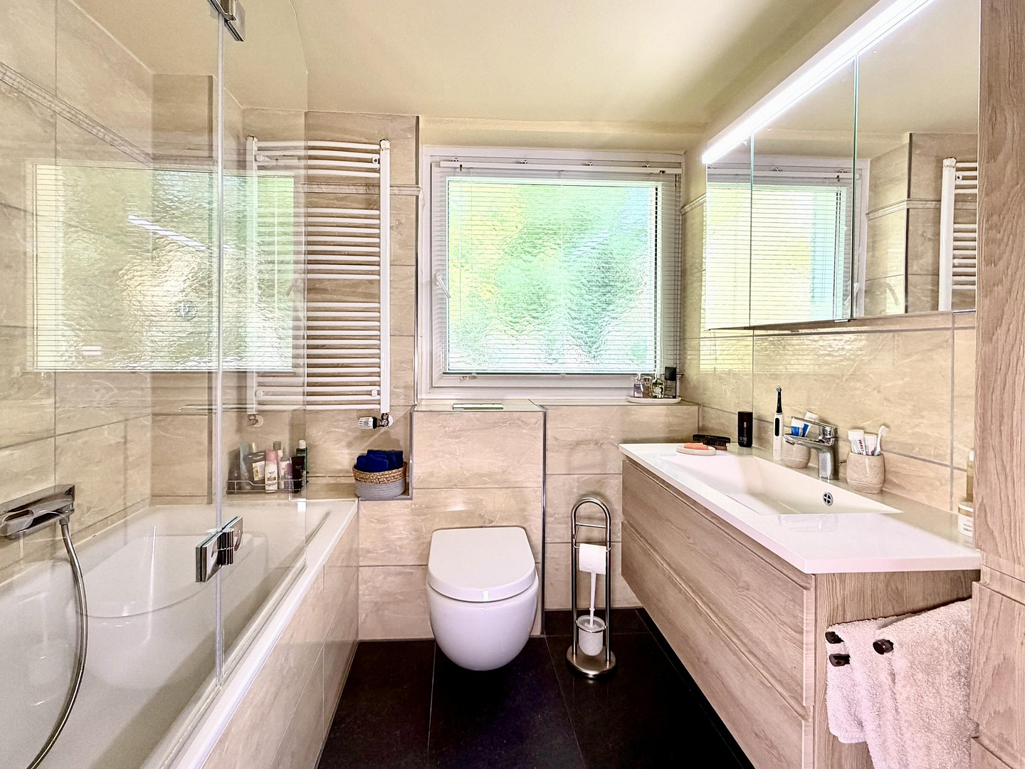 Ruhig & grün: 3-Zi. 74qm Wohnung mit SW-Loggia am Grafenberger Wald – 40629 Düsseldorf(Ludenberg) – Vorschaubild 3