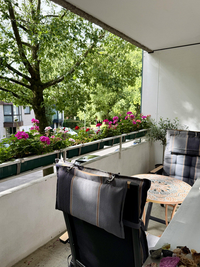 Ruhig & grün: 3-Zi. 74qm Wohnung mit SW-Loggia am Grafenberger Wald – 40629 Düsseldorf(Ludenberg) – Vorschaubild 2