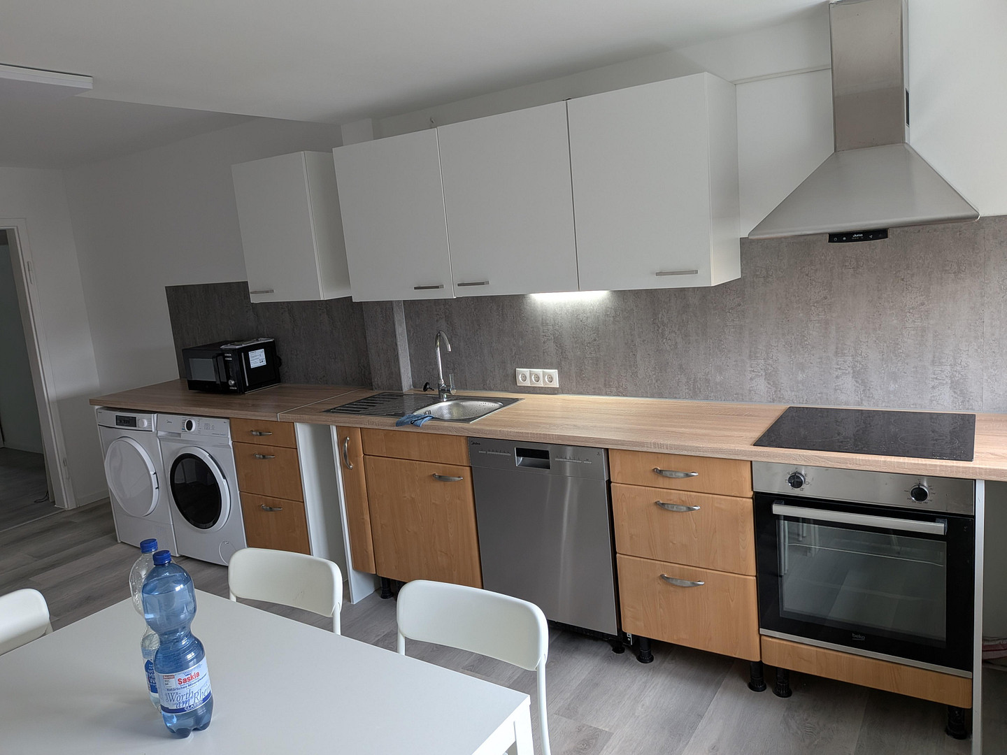 Erstbezug nach Kernsanierung: Moderne WG-Zimmer (All-In 550€) – Einzeln oder als 4er-Gruppe – Zeppelinstraße 42, 68169 Mannheim – Vorschaubild 2