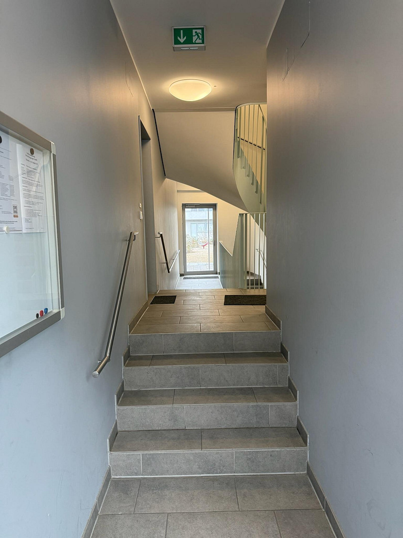 Möbliert: Moderne 4-Zimmer-Wohung in den Welfenhöfen (befristet auf zwei Jahre) – Welfenstraße 68, 81541 München(Au) – Vorschaubild 24