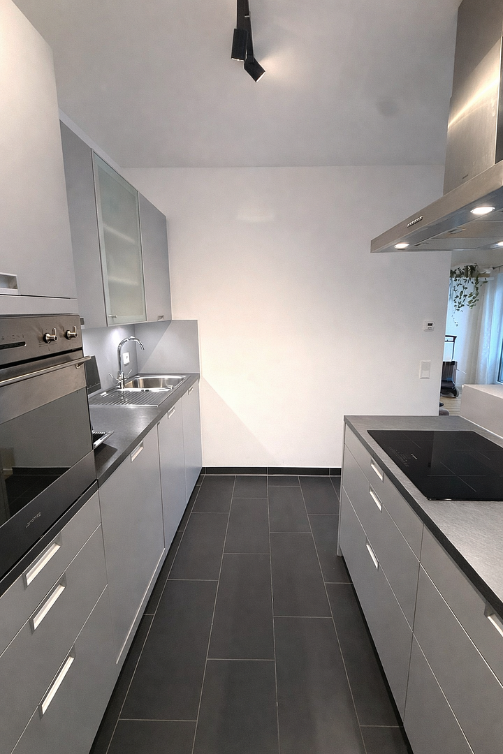 Möbliert: Moderne 4-Zimmer-Wohung in den Welfenhöfen (befristet auf zwei Jahre) – Welfenstraße 68, 81541 München(Au) – Vorschaubild 6