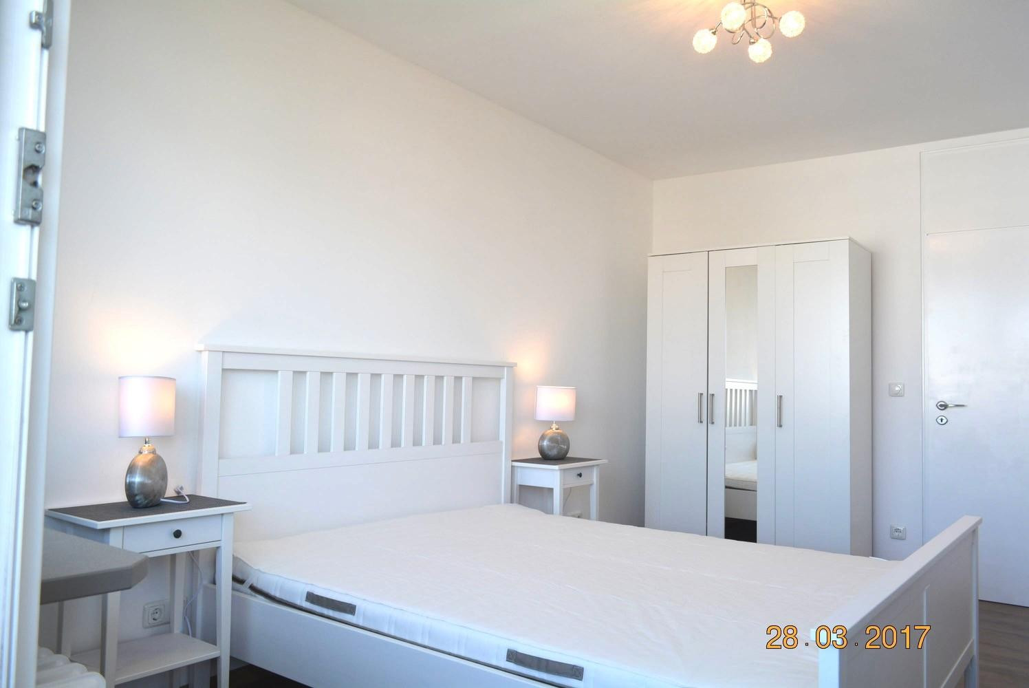 Helle 2,5 Zimmer Wohnung, vollmöbliert mit TG- Stellplatz in zentraler Lage München-Laim – Rapotostraße 4, 80687 München(Laim) – Vorschaubild 13