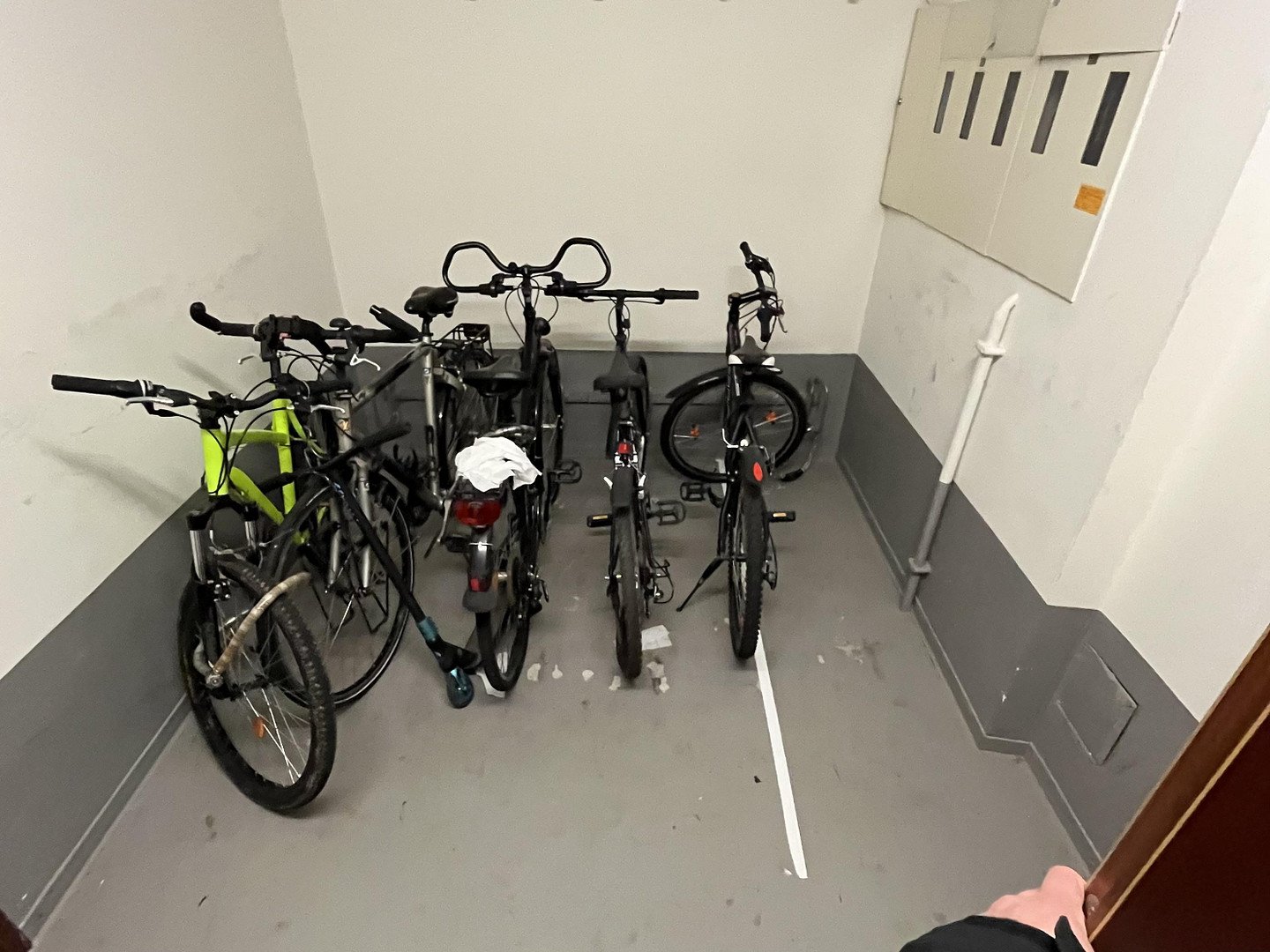 Gepflegte 3-Zimmer-Wohnung mit Balkon, Aufzug und Tiefgarage in Koblenz-Metternich – provisionsfrei – Am Brünnchen 2, 56072 Koblenz - Metternich(Koblenz) – Vorschaubild 19