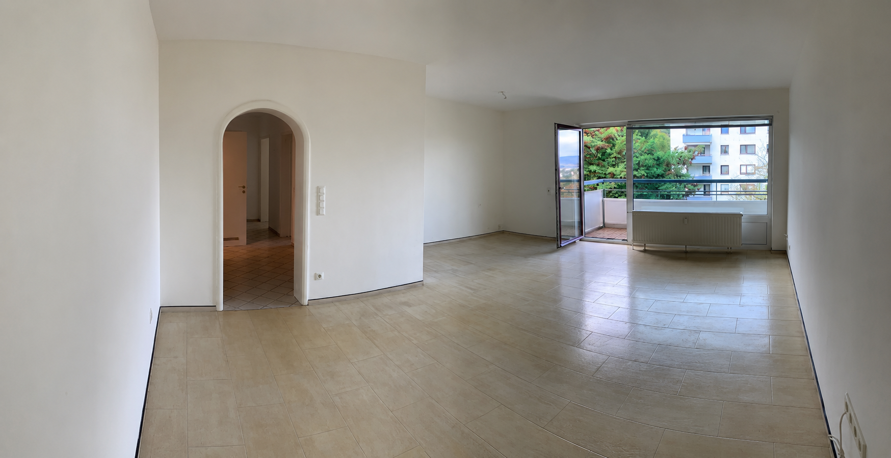 Gepflegte 3-Zimmer-Wohnung mit Balkon, Aufzug und Tiefgarage in Koblenz-Metternich – provisionsfrei – Am Brünnchen 2, 56072 Koblenz - Metternich(Koblenz) – Vorschaubild 2