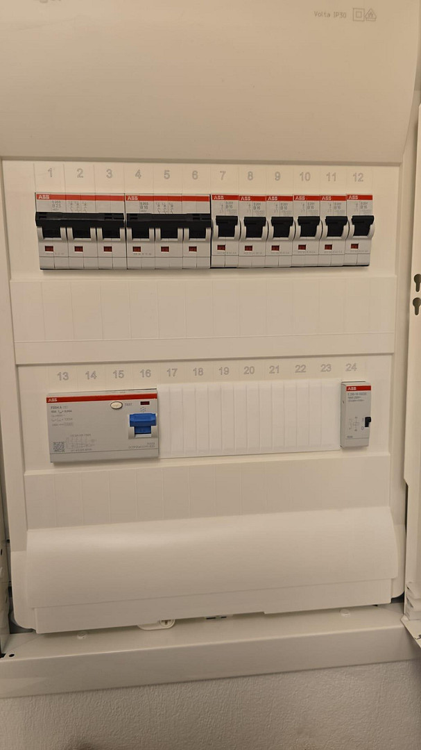 Gepflegte 3-Zimmer-Wohnung mit Balkon, Aufzug und Tiefgarage in Koblenz-Metternich – provisionsfrei – Am Brünnchen 2, 56072 Koblenz - Metternich(Koblenz) – Vorschaubild 18