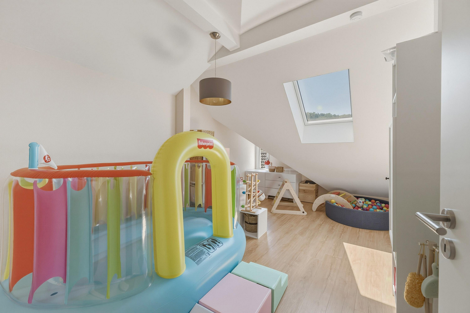 Kernsanierte Doppelhaushälfte mit Einliegerwohnung – 70329 Stuttgart(Rohracker) – Vorschaubild 15