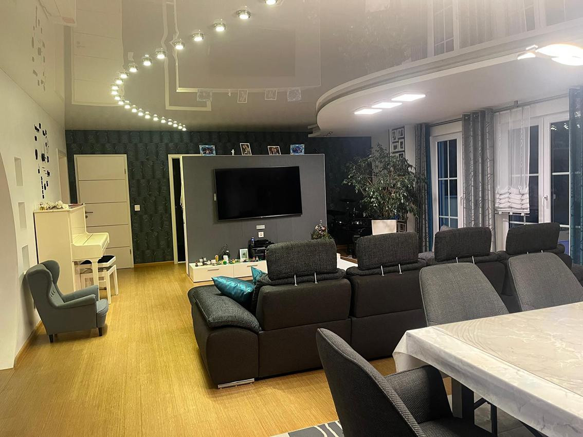 Geräumiges und modernisiertes 8-Zimmer-Einfamilienhaus mit geh. Innenausstattung in bester Lage – 76149 Karlsruhe(Neureut) – Vorschaubild 14