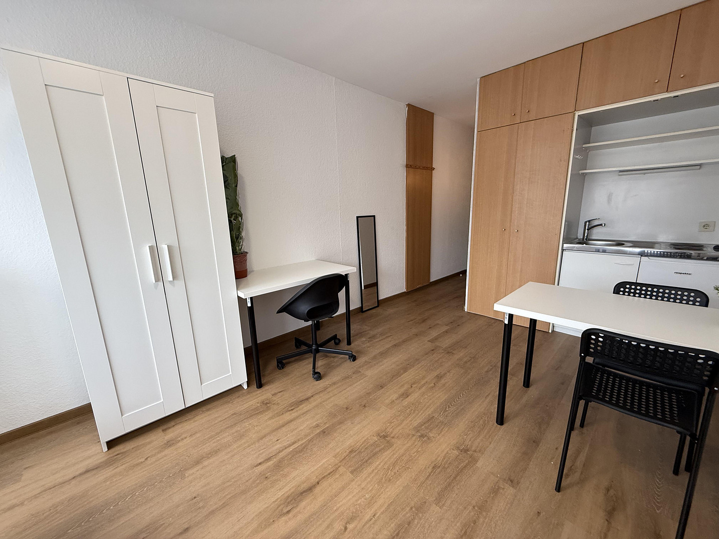 Studio, Zentral und Vollmöbliert (ALL-Inklusive) – Henkestraße 71, 91054 Erlangen – Vorschaubild 5