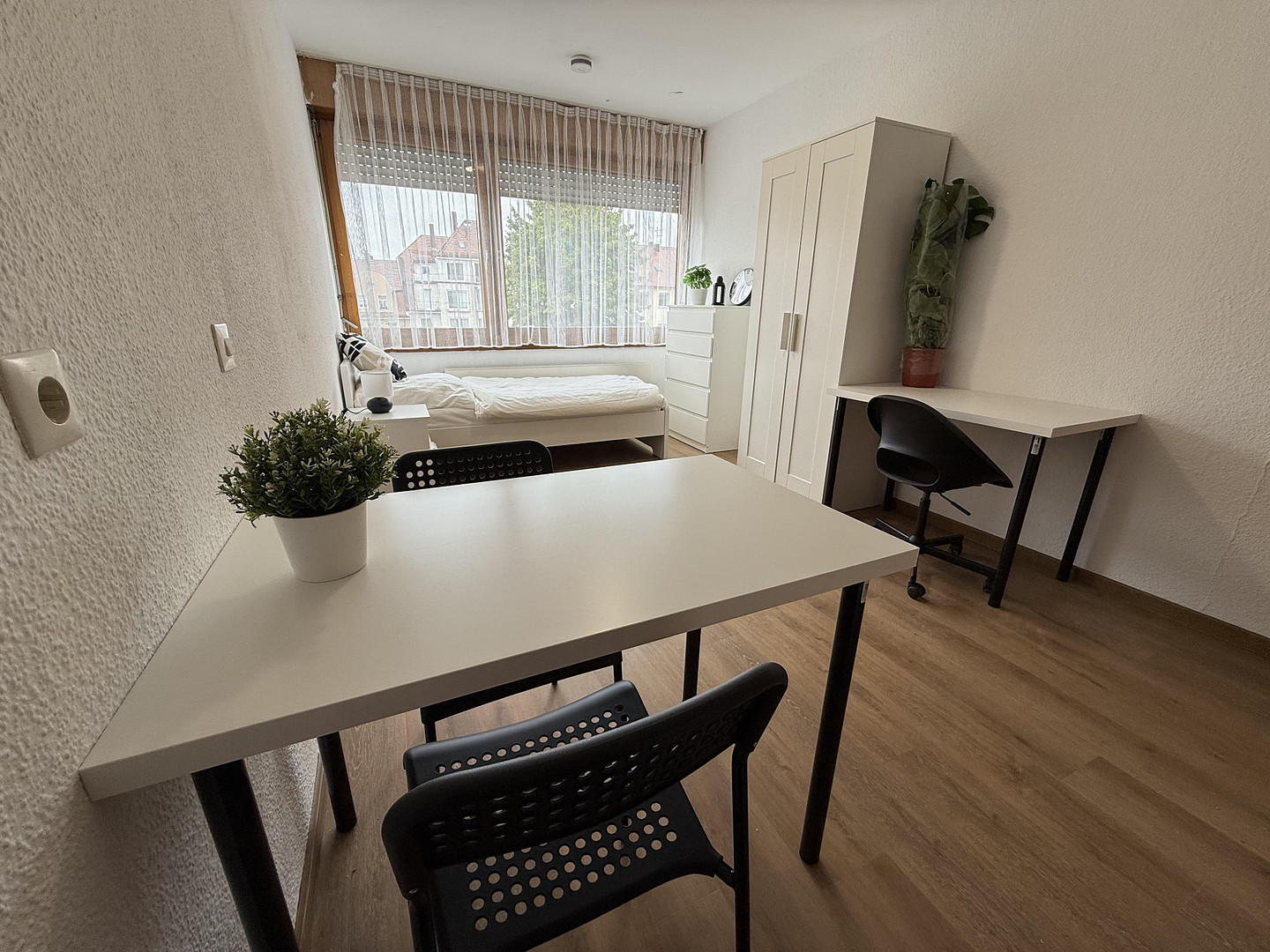 Studio, Zentral und Vollmöbliert (ALL-Inklusive) – Henkestraße 71, 91054 Erlangen – Vorschaubild 2