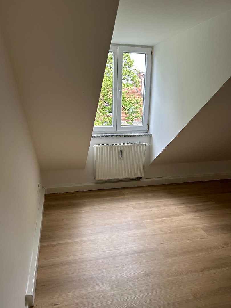 Renovierte 3-Zimmer-Dachgeschosswohnung (WG geeignet) – Einhornalle 41, 81377 München(Sendling-Westpark) – Vorschaubild 11