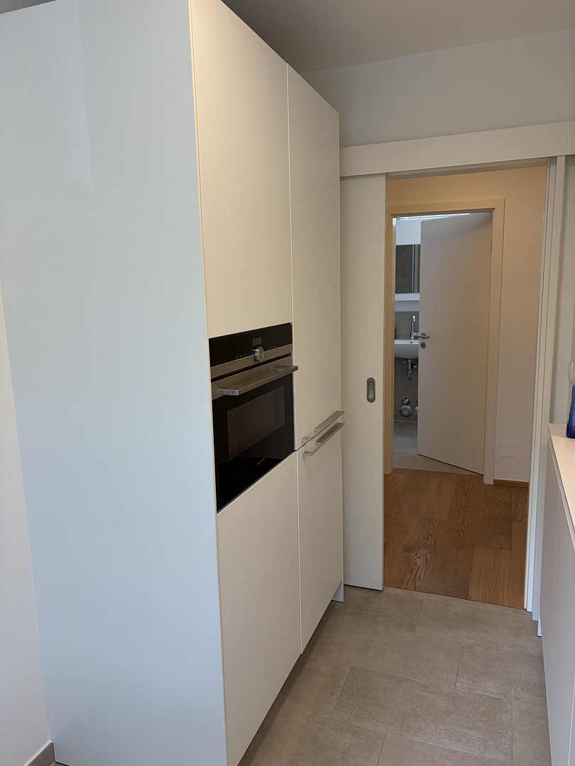 Hochwertig renovierte 2‑Zimmer Wohnung mit großem Balkon – Mauerkircherstraße 85, 81925 München(Bogenhausen) – Vorschaubild 9