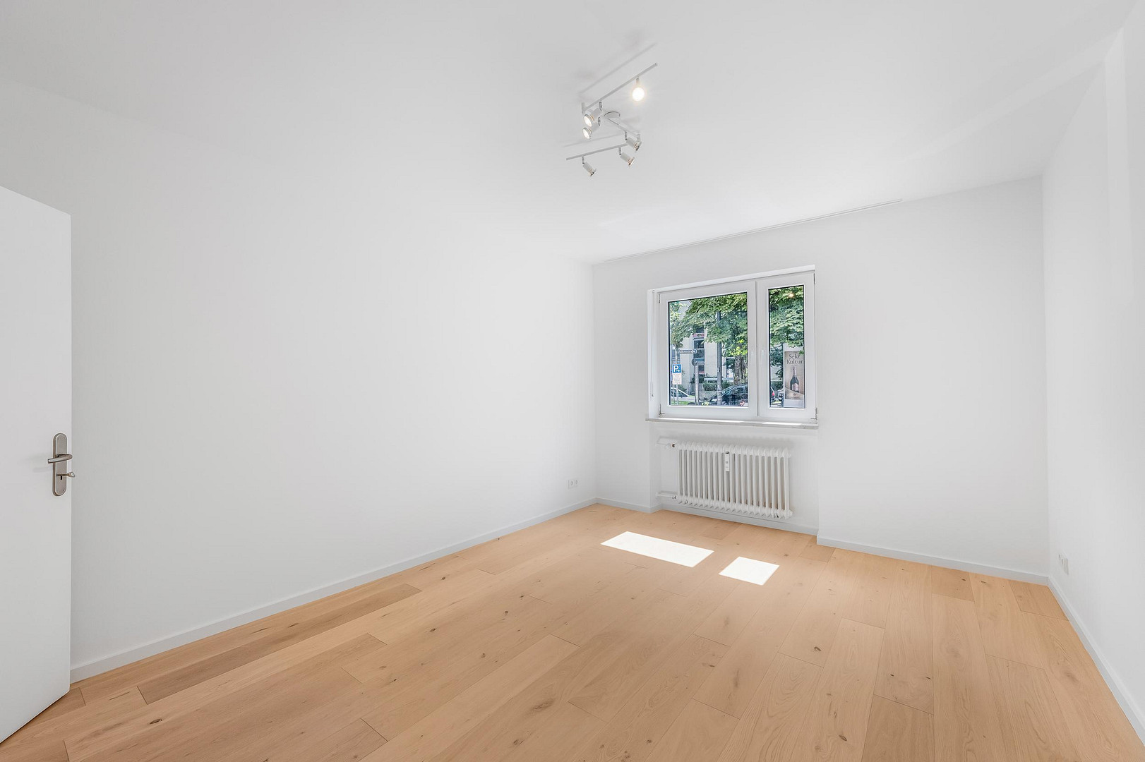 Wohnen am Kolumbusplatz? Frisch saniert, jetzt anfragen! – Falkenstrasse 44, 81669 München(Au) – Vorschaubild 8