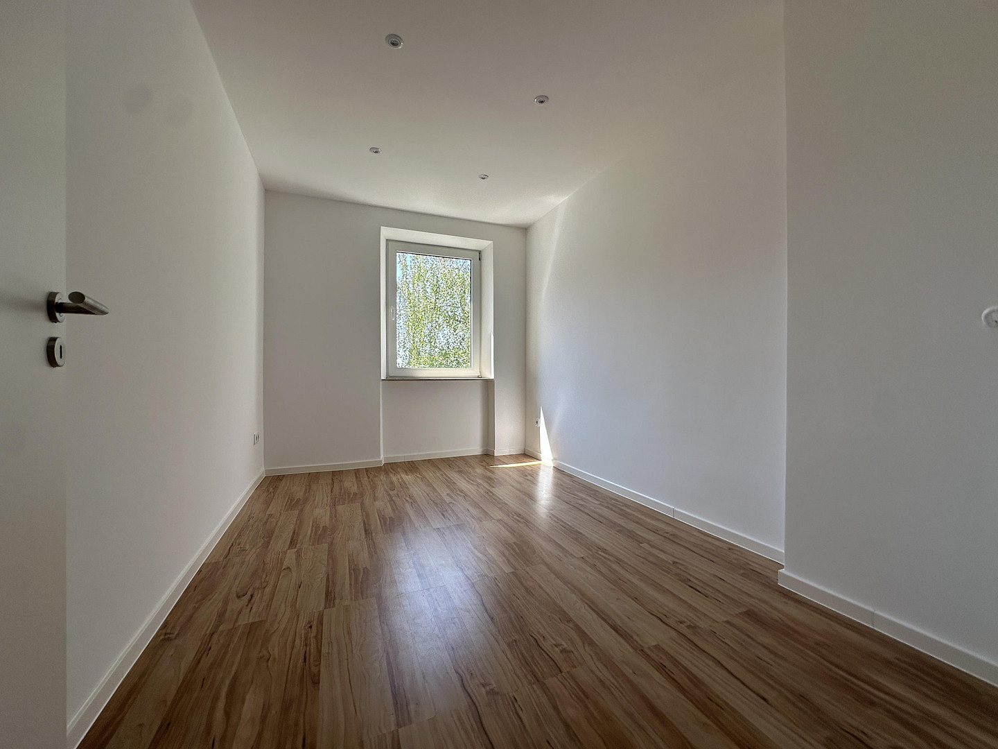 Erstbezug nach umfassender Modernisierung! Stilvolle 3-Zimmer-Wohnung in begehrter Lage – Hallerstraße 23, 90419 Nürnberg(St. Johannis) – Vorschaubild 12