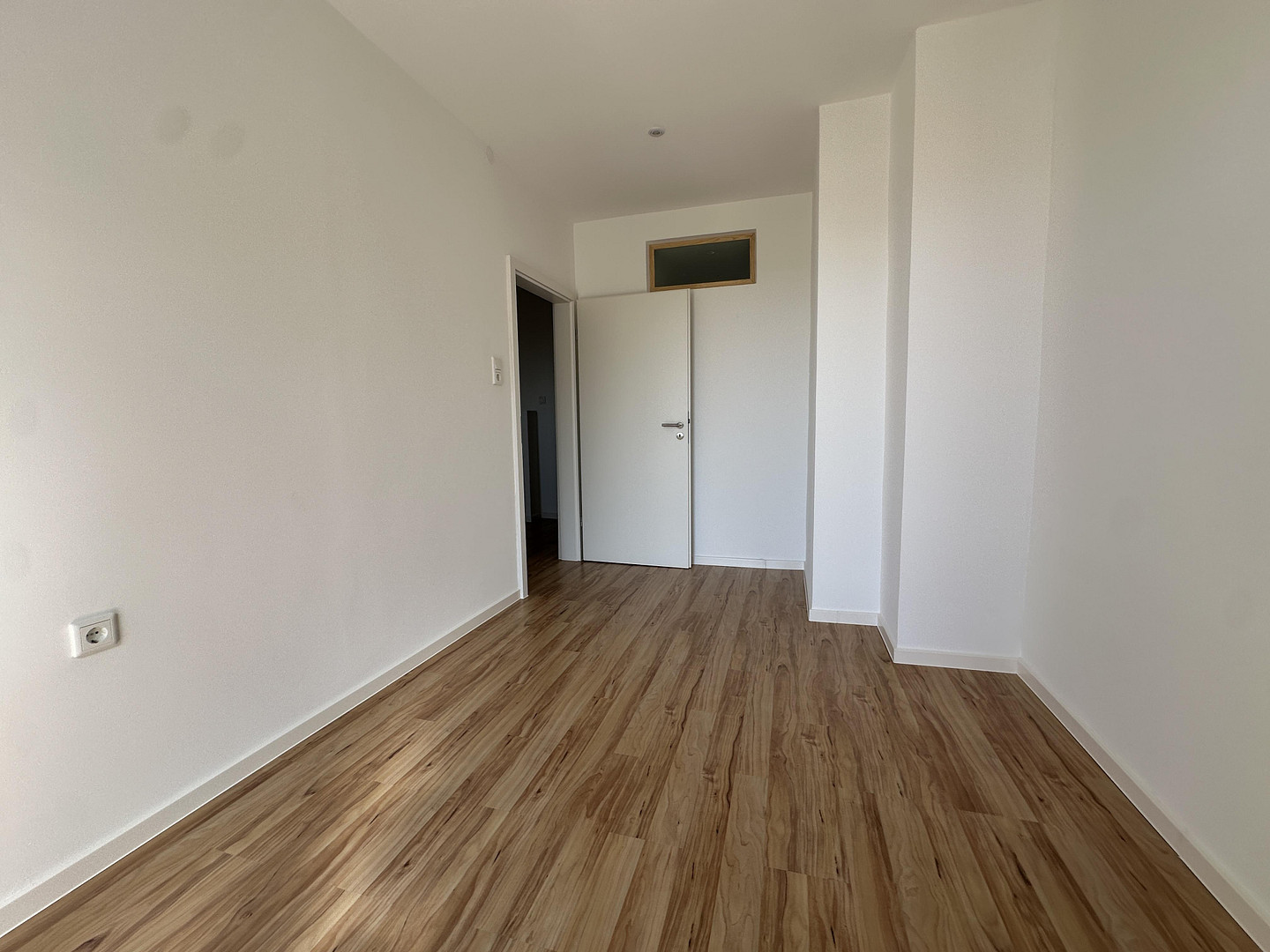 Erstbezug nach umfassender Modernisierung! Stilvolle 3-Zimmer-Wohnung in begehrter Lage – Hallerstraße 23, 90419 Nürnberg(St. Johannis) – Vorschaubild 7