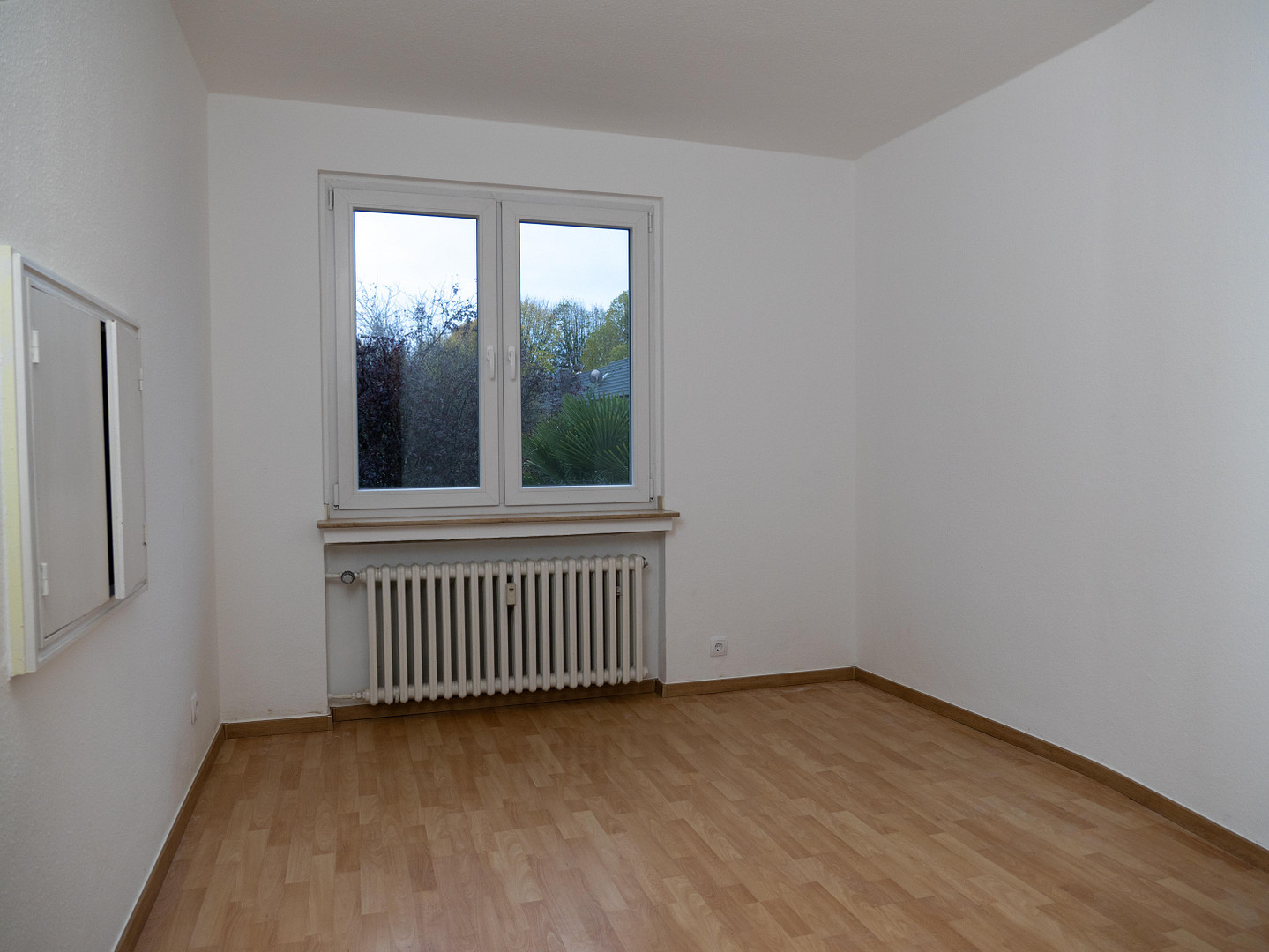 Renovierte 4-Zimmerwohnung in Duisburg-Mittelmeiderich demnächst zu vermieten – Burgstraße 20, 47137 Duisburg(Mittelmeiderich) – Vorschaubild 15