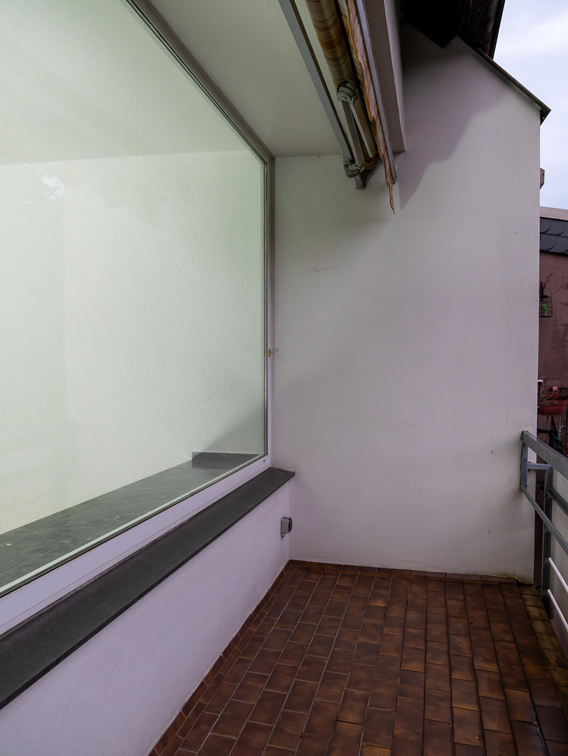 Renovierte 4-Zimmerwohnung in Duisburg-Mittelmeiderich demnächst zu vermieten – Burgstraße 20, 47137 Duisburg(Mittelmeiderich) – Vorschaubild 3