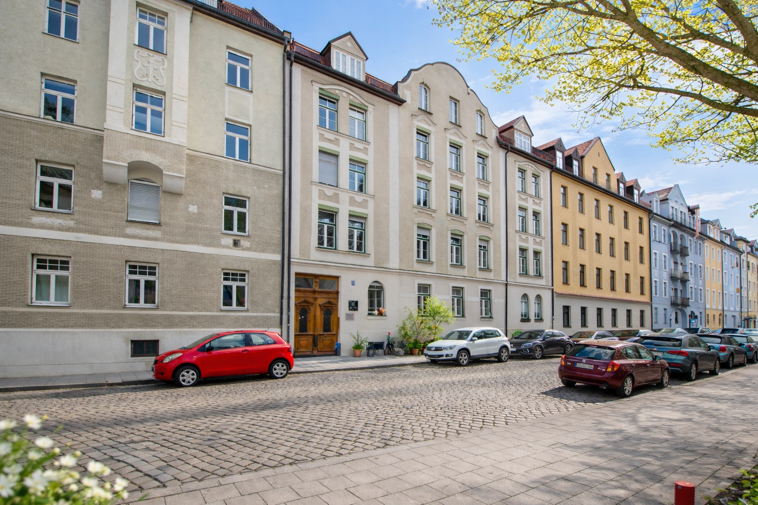 Provisionsfrei: Renovierte 2-Zi.-Altbauwohnung in der Schulstraße – Schulstr. 43, 80634 München(Neuhausen) – Vorschaubild 2