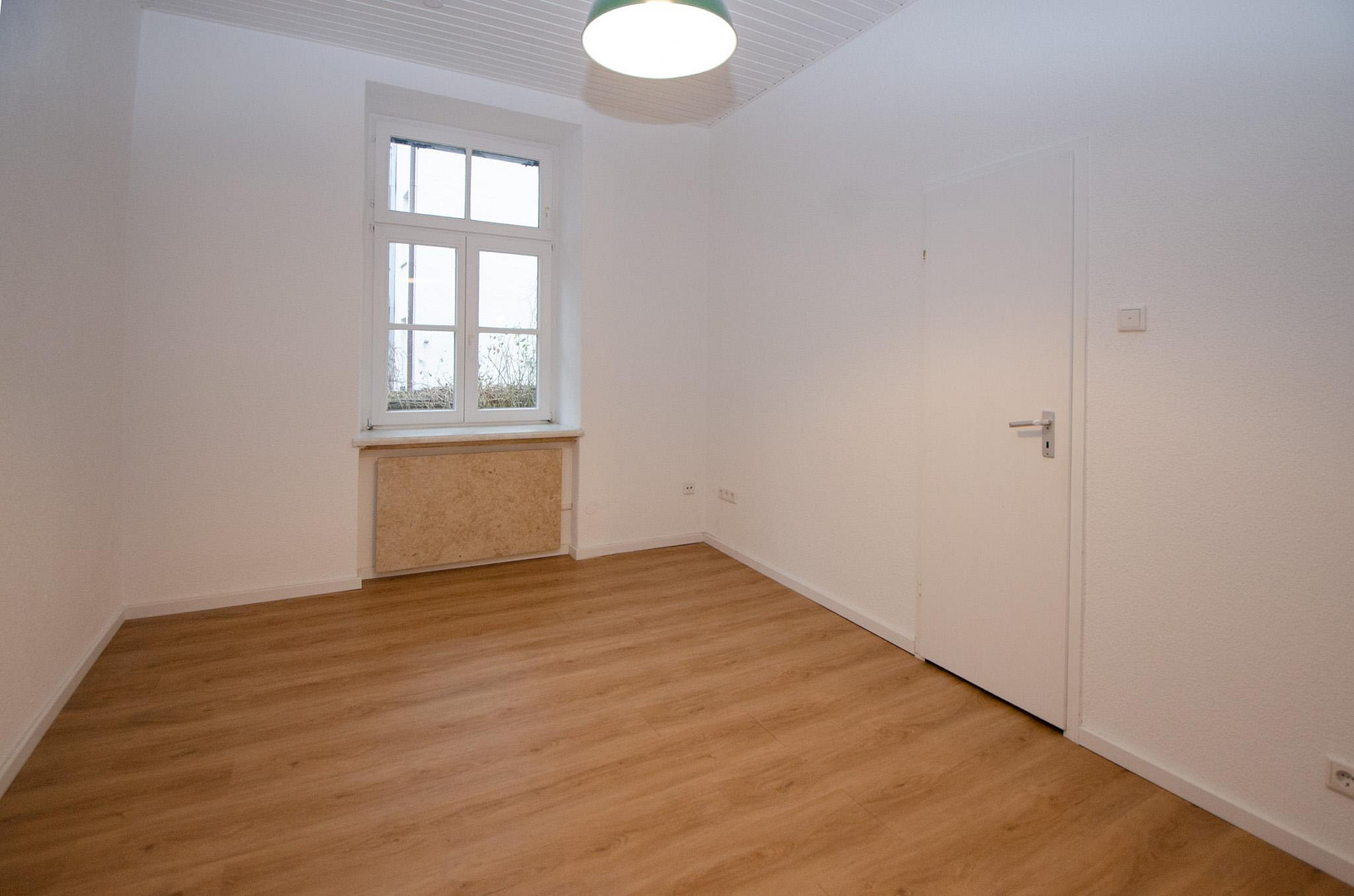 Provisionsfrei: Renovierte 2-Zi.-Altbauwohnung in der Schulstraße – Schulstr. 43, 80634 München(Neuhausen) – Vorschaubild 10