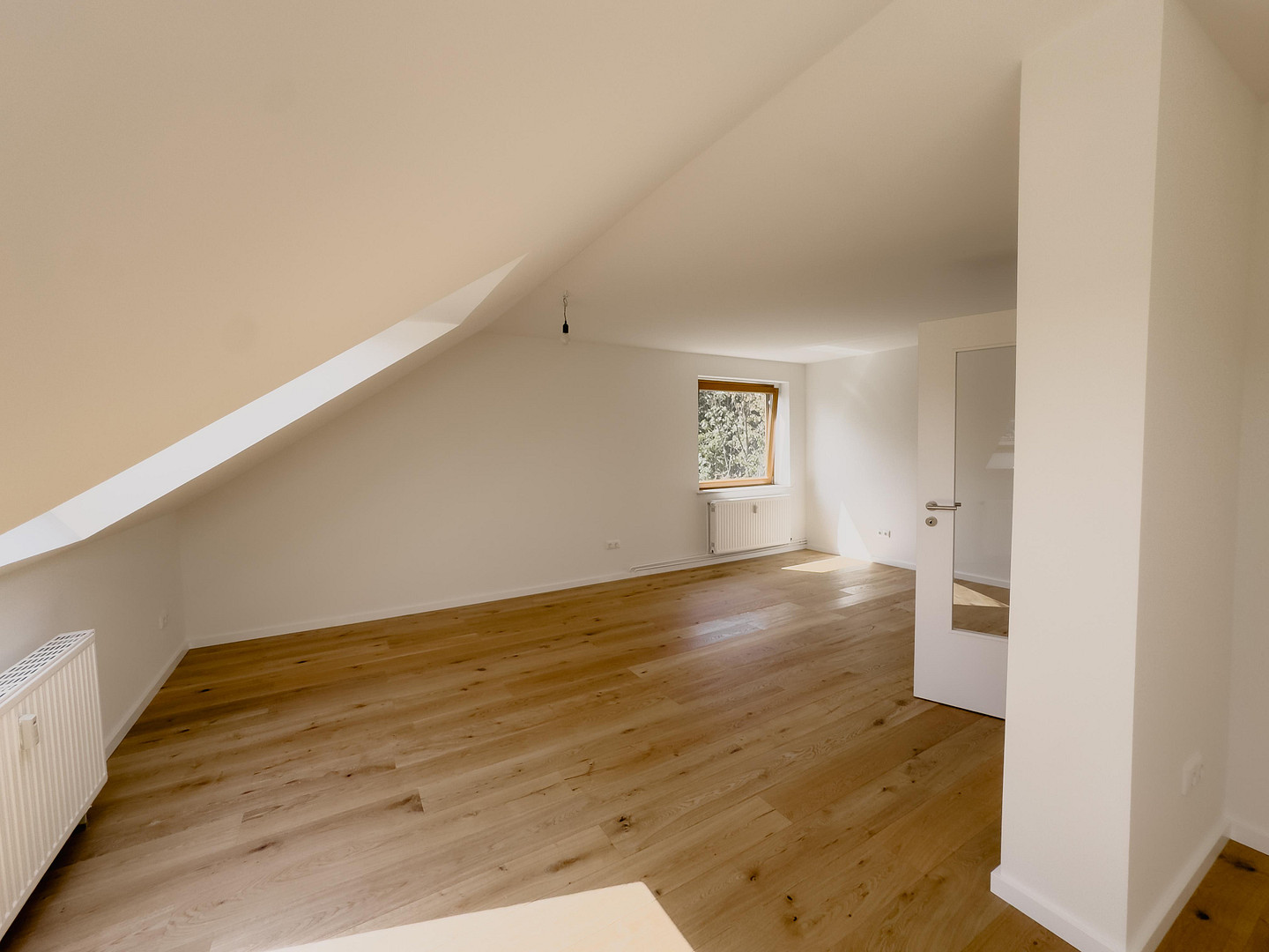 Sofort bezugsfrei nach Renovierung | Findorff | Garage | provisionsfrei | nahe Bürgerpark – Dresdener Straße 15, 28215 Findorff – Vorschaubild 2
