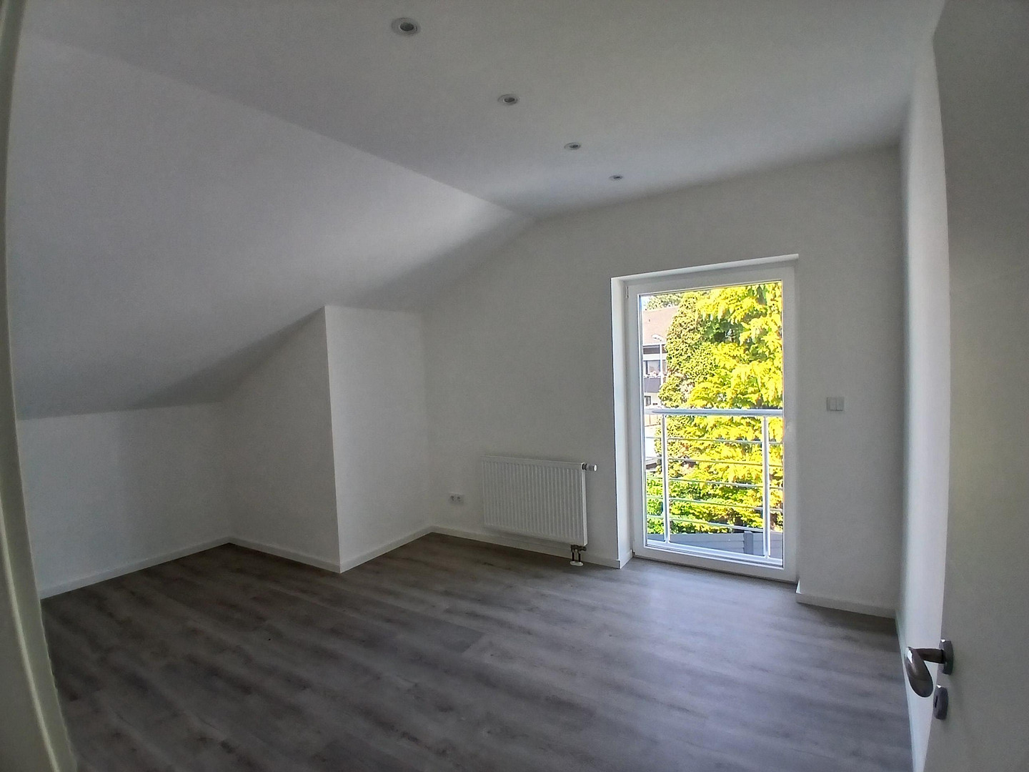Saniertes Einfamilienhaus in Klein-Winternheim ( Mainz ) zu verkaufen – Klein-Winternheim – Vorschaubild 28