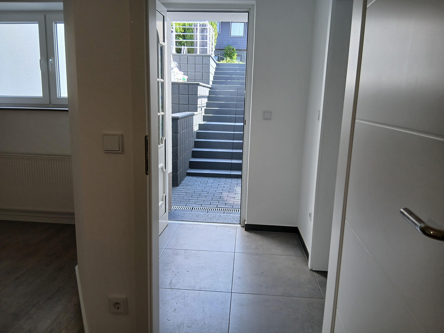 Saniertes Einfamilienhaus in Klein-Winternheim ( Mainz ) zu verkaufen – Klein-Winternheim – Vorschaubild 11