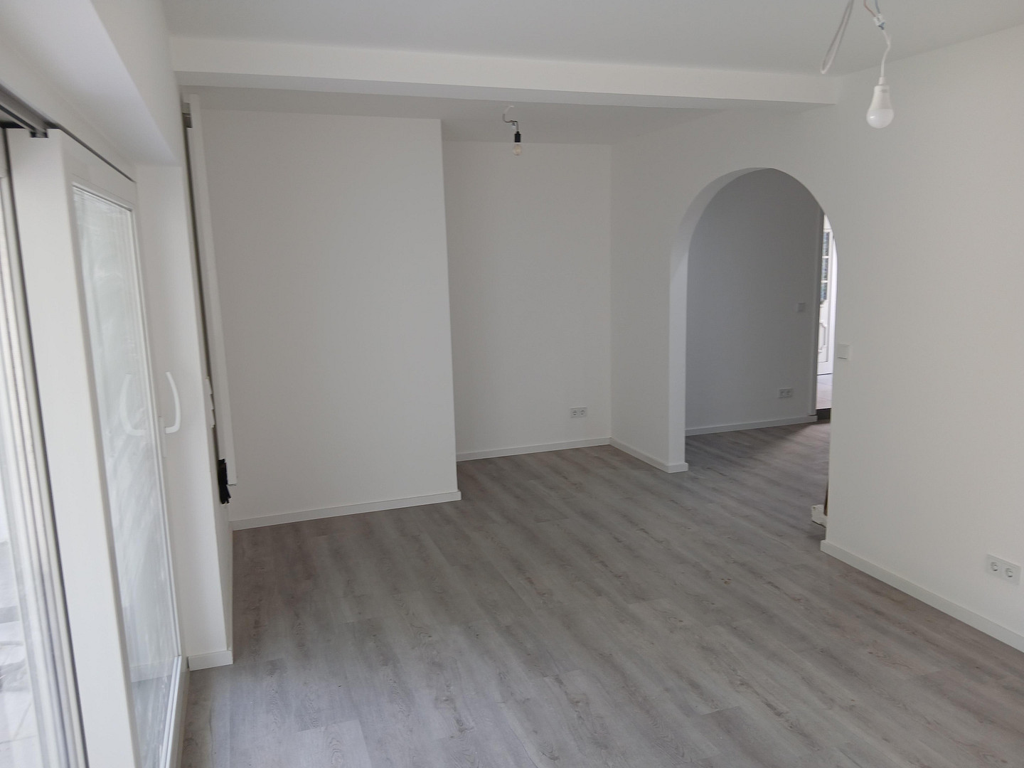 Saniertes Einfamilienhaus in Klein-Winternheim ( Mainz ) zu verkaufen – Klein-Winternheim – Vorschaubild 15