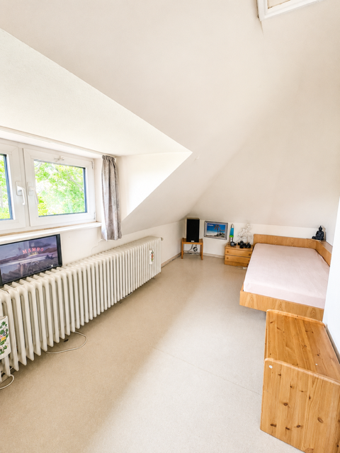 #Alleinlage #parkähnlicher Garten #Südhang #Stadtvilla #2-Familienhaus #provisionsfrei – Ersinger Straße 98, 75179 Pforzheim – Vorschaubild 11