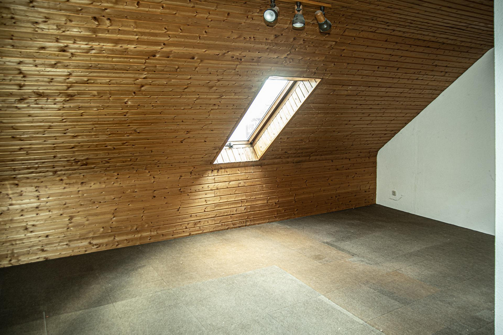 Reihenmittelhaus Oberhaunstadt Ingolstadt und 2 Garagen ohne Provision – Ingolstadt – Vorschaubild 12